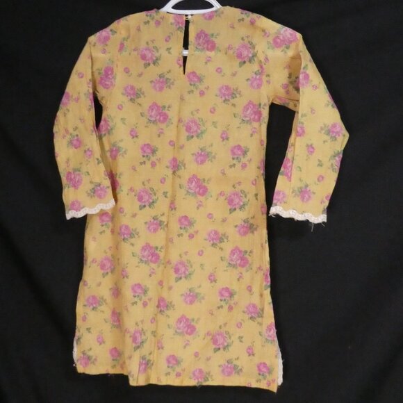 ETHNIC KIDS | 8-9 years | Traditional Floral and Lace Dress - Picture 2 of 16